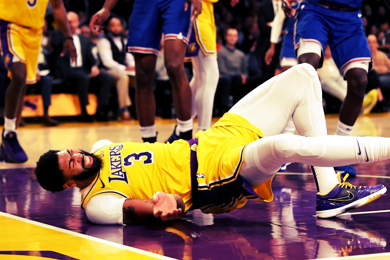 What Does the Anthony Davis Injury Change for the Los Angeles Lakers?