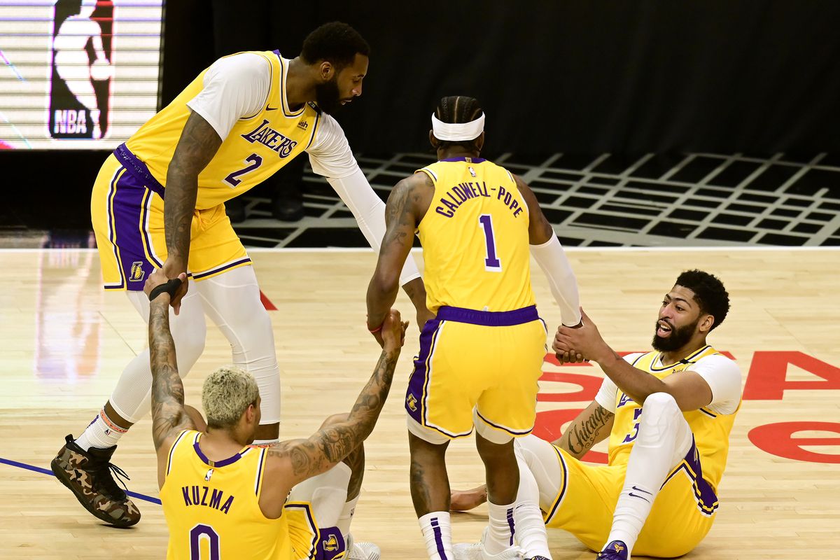 5 Things: Lakers tailspin continues