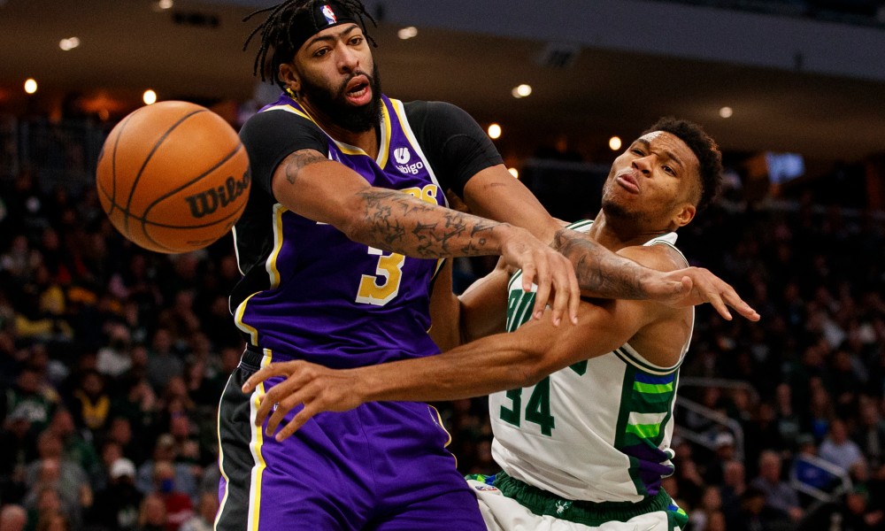 5 Things: Lakers lose to Bucks, have no answer for Giannis