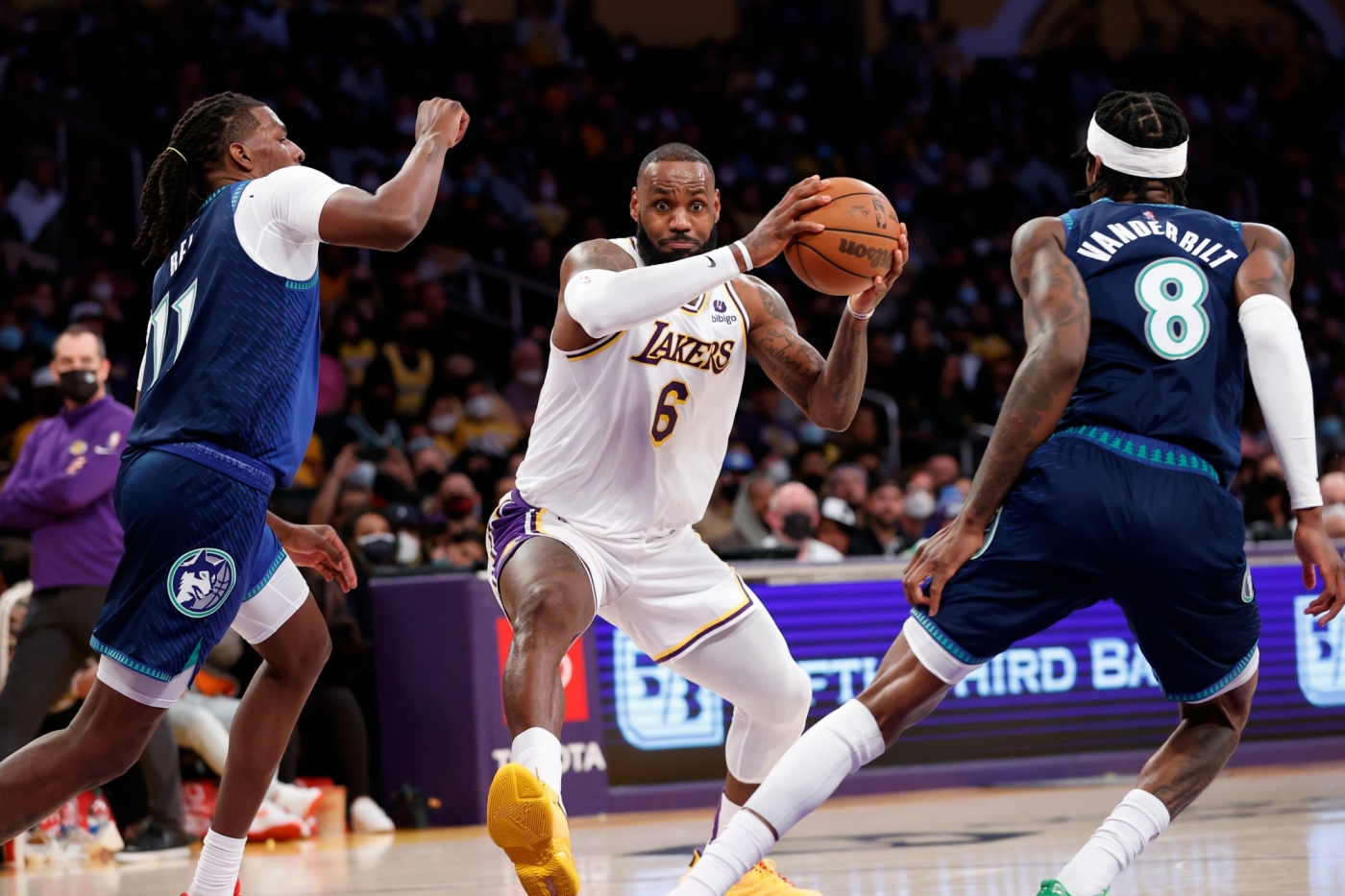 5 Things: Lakers beat short-handed Wolves